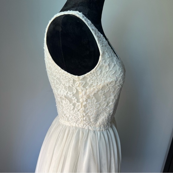 Forever 21 Cream Sleeveless Dress - Picture 5 of 7